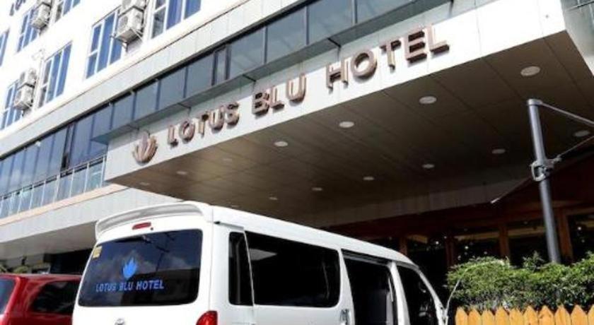 Lotus Blu Hotel Legazpi Exterior photo